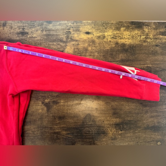 Washington Capitals Hockey Red Embordered Hoodie Sweatshirt Size M - Picture 16 of 16